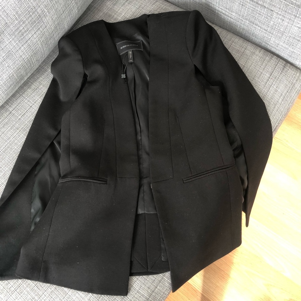 BCBG Cape